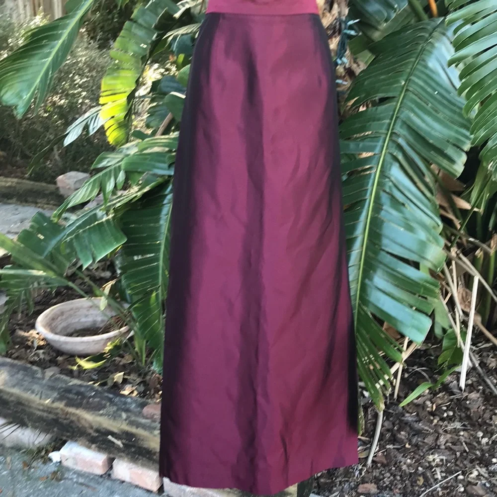 JR nights by Caliendo satin maxi skirt
